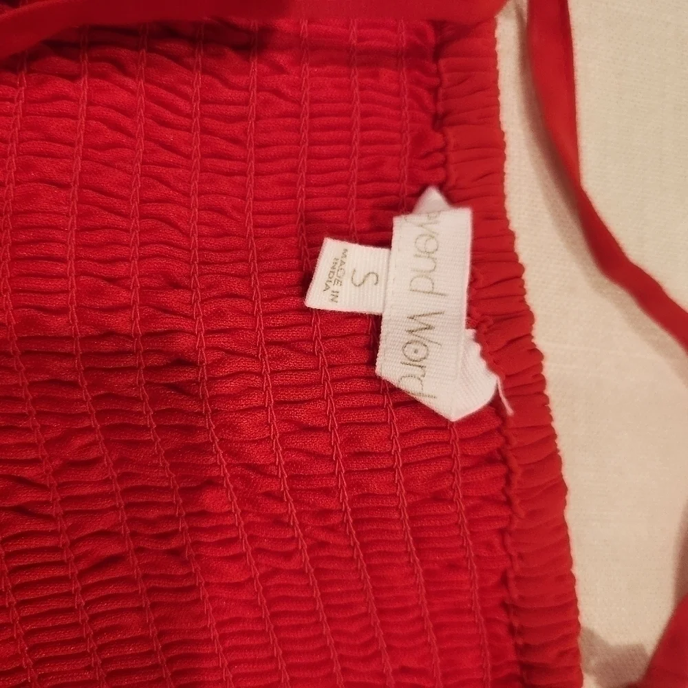 Beyond words wide legged jumpsuit women's size small - Picture 10 of 10